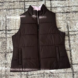 Reversible vest